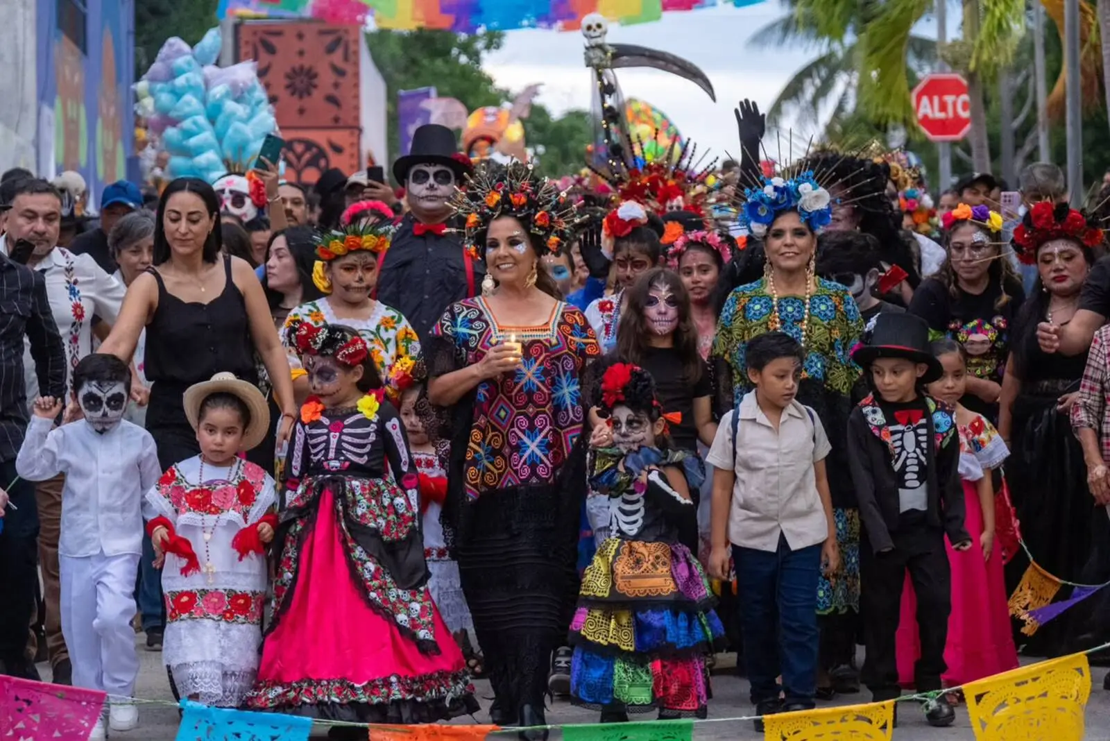 Primer Janal Pixan en Calderitas moviliza a más de 7 mil personas