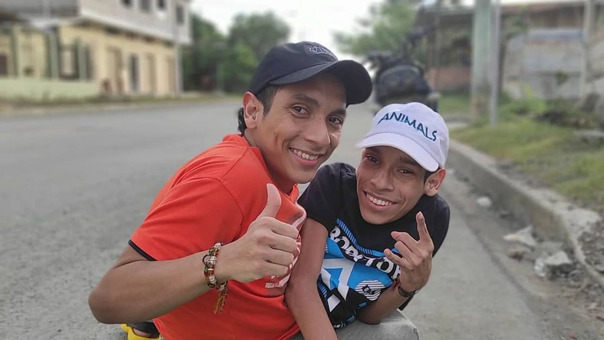 José Luis y José Armando Cevallos fallecen en Colombia tras colapso clínico
