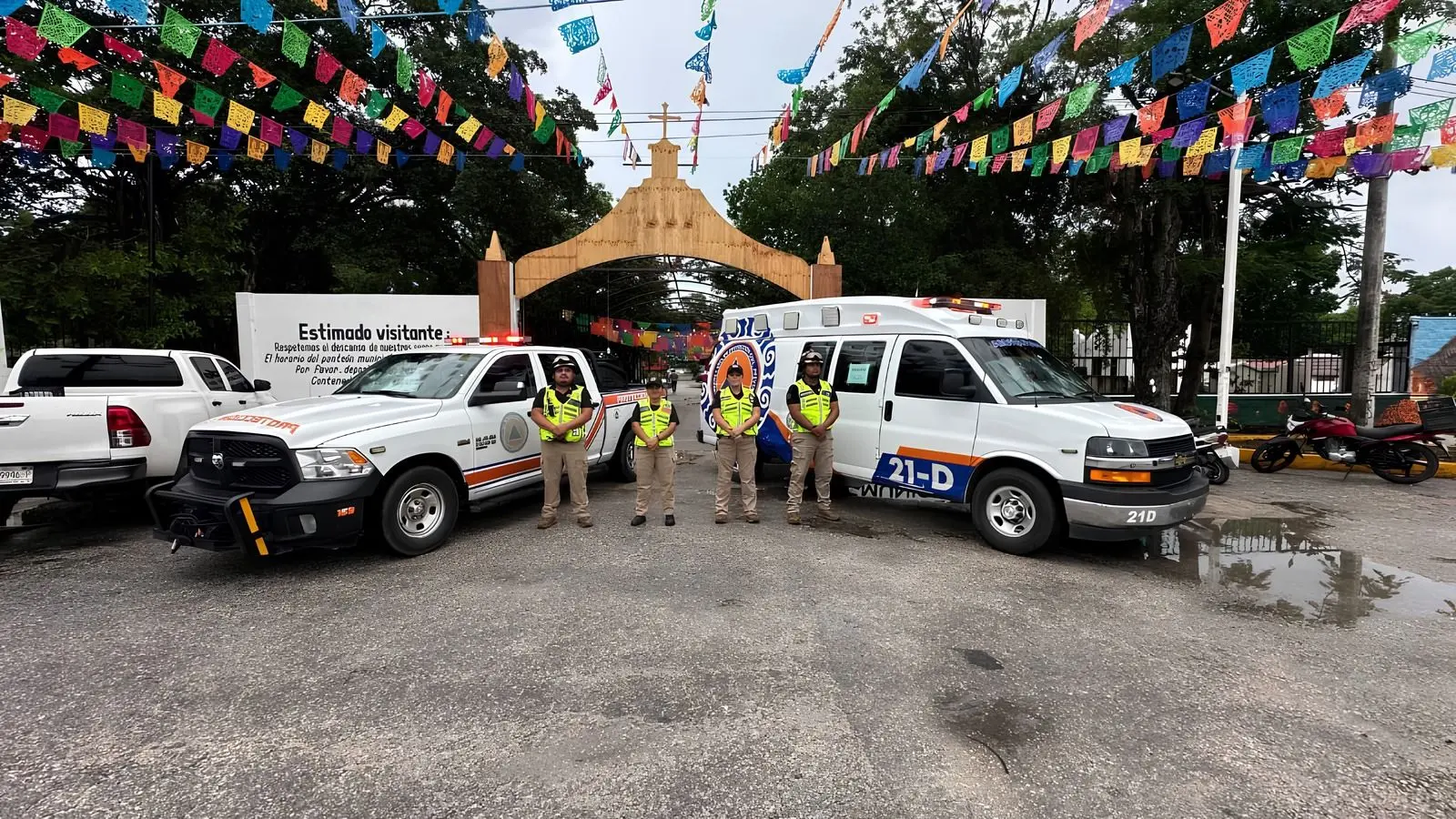 Operativo de seguridad despliega vigilancia en panteones de Playa del Carmen